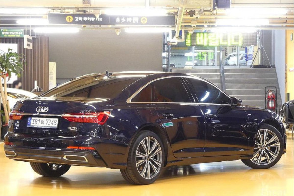 2022 Audi A6 с пробегом 34 000 км