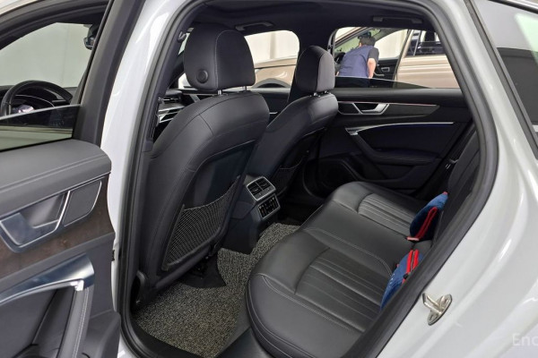 2021 Audi A6 с пробегом 99 996 км