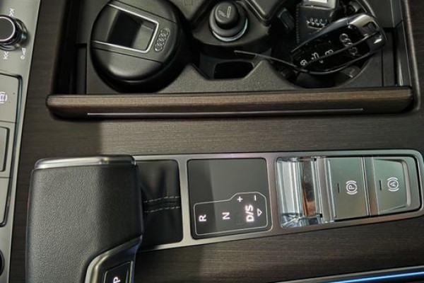 2023 Audi A6 с пробегом 29 201 км