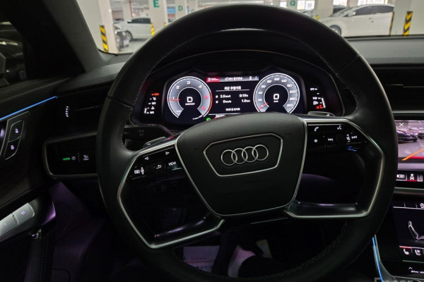 2023 Audi A6 с пробегом 29 201 км