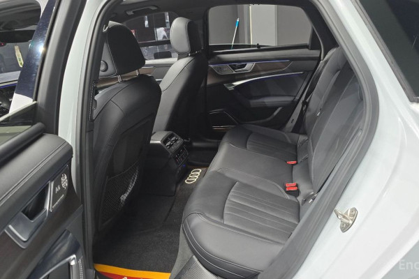 2023 Audi A6 с пробегом 42 381 км