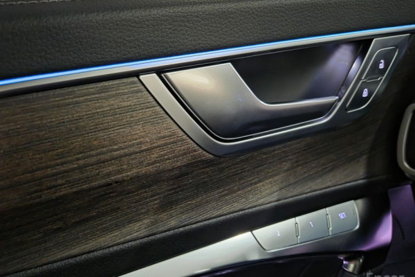 2023 Audi A6 с пробегом 29 201 км