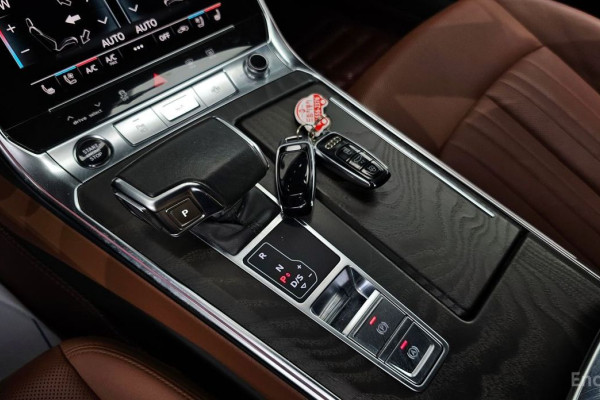 2021 Audi A6 с пробегом 98 693 км