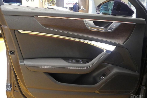 2022 Audi A6 с пробегом 34 000 км