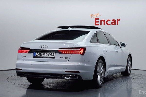 2022 Audi A6 с пробегом 65 512 км