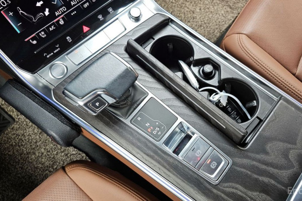 2020 Audi A6 с пробегом 115 885 км