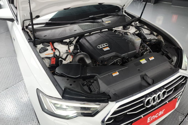 2022 Audi A6 с пробегом 65 512 км