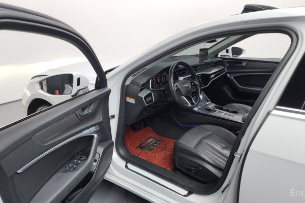 2022 Audi A6 с пробегом 65 512 км