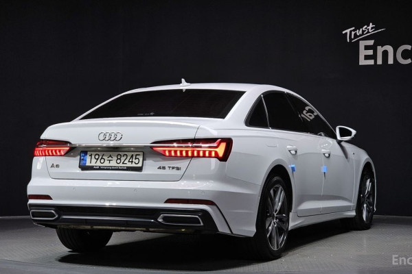 2022 Audi A6 с пробегом 125 275 км