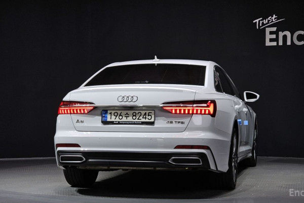 2022 Audi A6 с пробегом 125 275 км