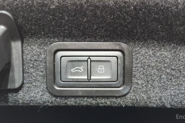 2022 Audi A6 с пробегом 65 512 км