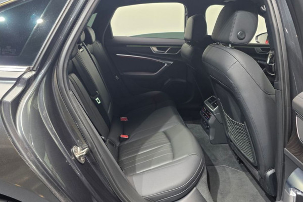 2021 Audi A6 с пробегом 49 353 км