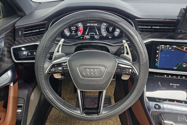 2021 Audi A6 с пробегом 87 492 км