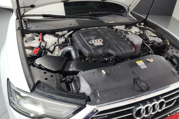 2022 Audi A6 с пробегом 57 292 км