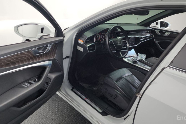 2022 Audi A6 с пробегом 57 292 км