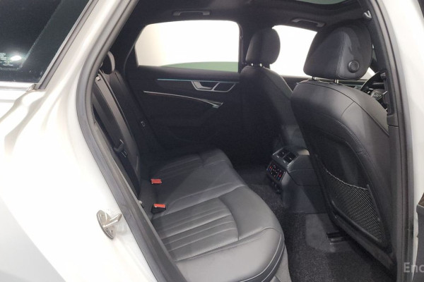 2022 Audi A6 с пробегом 57 292 км