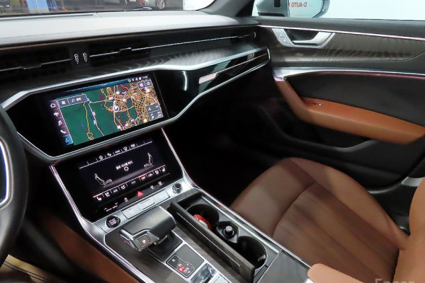 2022 Audi A6 с пробегом 17 000 км