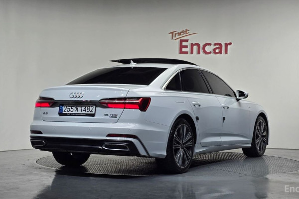 2022 Audi A6 с пробегом 44 979 км