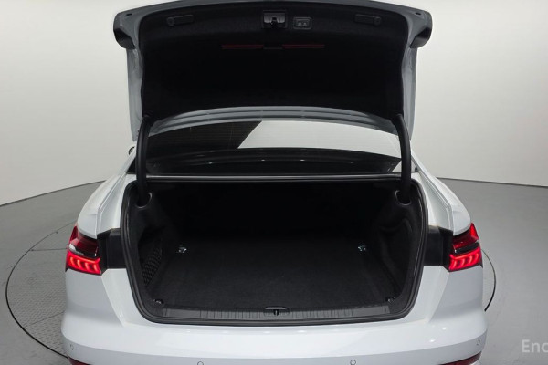 2023 Audi A6 с пробегом 20 854 км