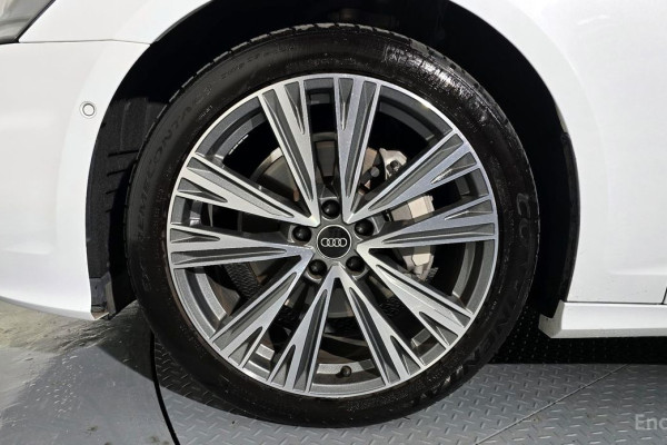 2022 Audi A6 с пробегом 44 979 км