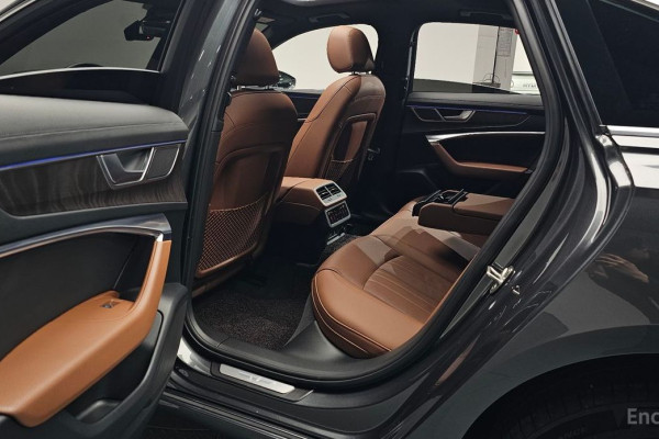 2022 Audi A6 с пробегом 64 043 км