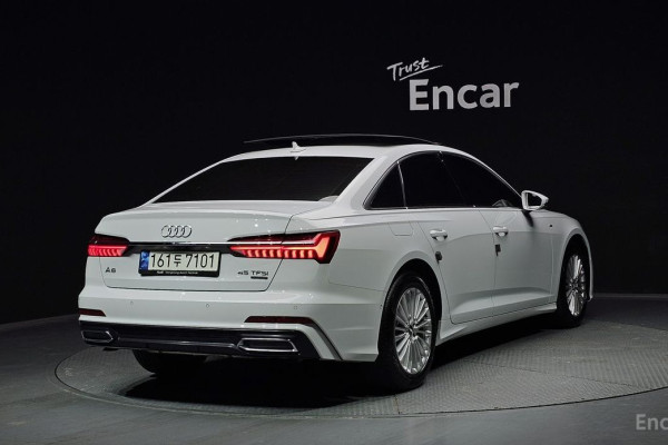 2021 Audi A6 с пробегом 61 906 км