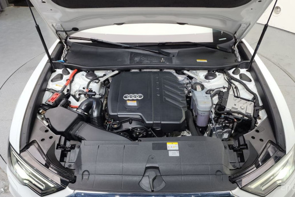 2022 Audi A6 с пробегом 54 900 км