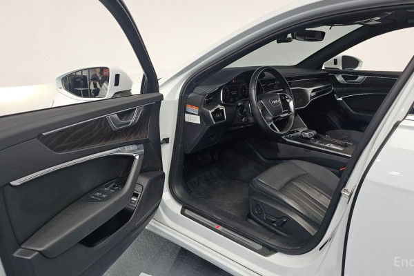 2022 Audi A6 с пробегом 32 728 км