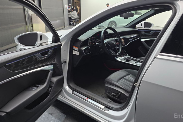 2021 Audi A6 с пробегом 115 272 км