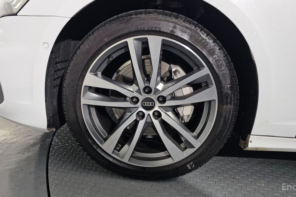 2023 Audi A6 с пробегом 18 450 км