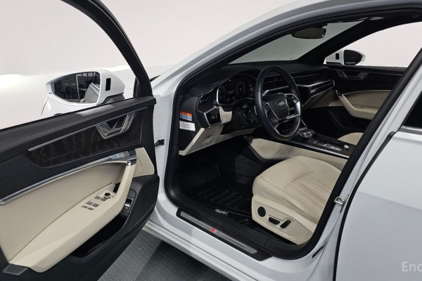 2023 Audi A6 с пробегом 18 450 км