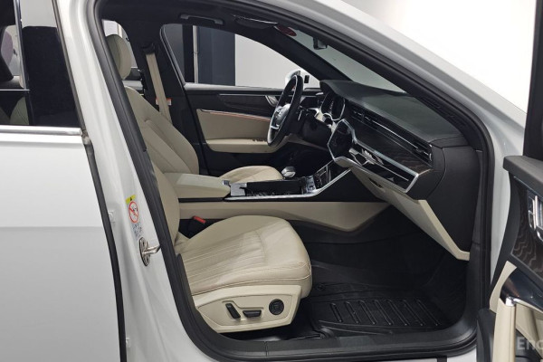 2023 Audi A6 с пробегом 18 450 км