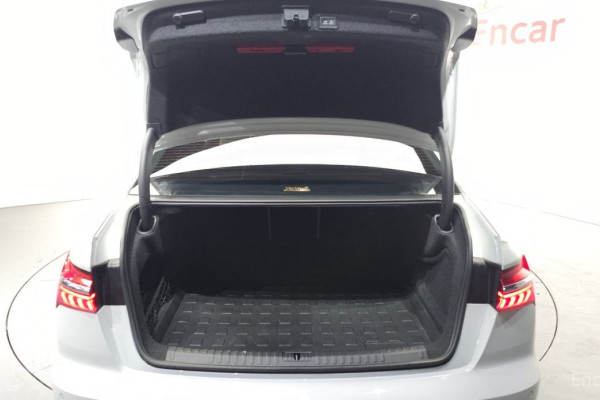 2023 Audi A6 с пробегом 18 450 км