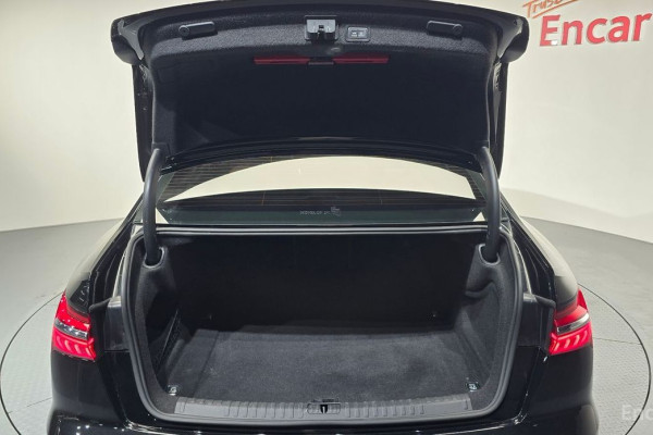 2021 Audi A6 с пробегом 102 596 км