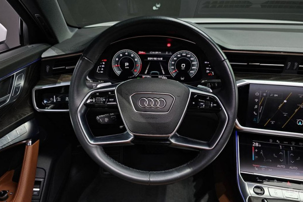 2022 Audi A6 с пробегом 107 729 км