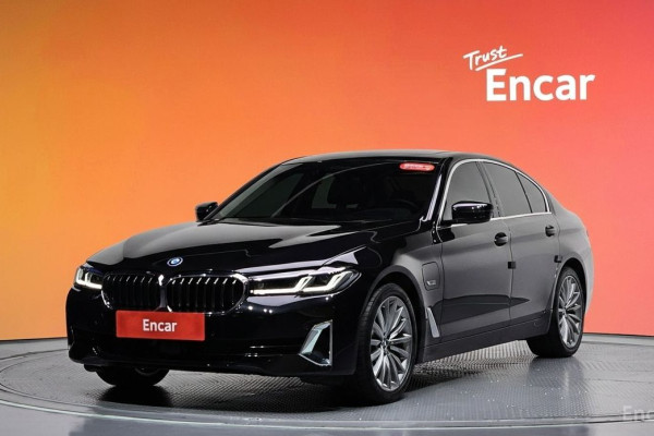 2023 BMW 5 серии с пробегом 52 220 км