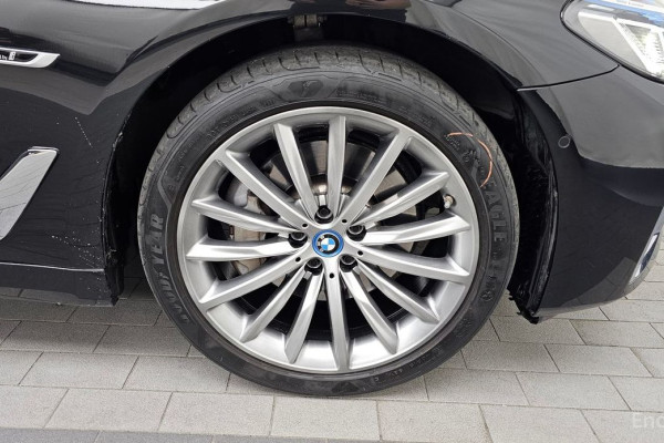 2023 BMW 5 серии с пробегом 52 220 км