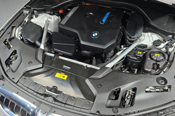 2022 BMW 5 серии с пробегом 80 229 км