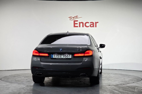 2022 BMW 5 серии с пробегом 76 062 км