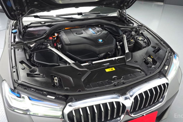 2022 BMW 5 серии с пробегом 68 249 км