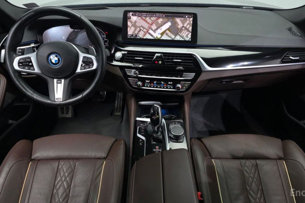 2022 BMW 5 серии с пробегом 68 249 км