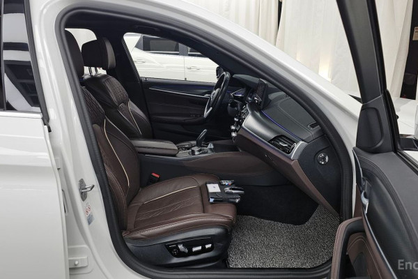 2023 BMW 5 серии с пробегом 87 401 км