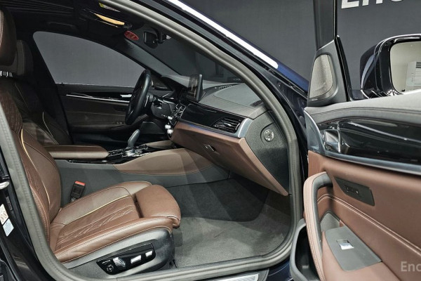 2023 BMW 5 серии с пробегом 22 927 км