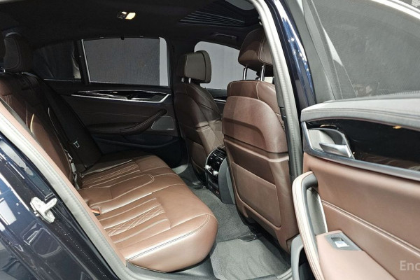 2023 BMW 5 серии с пробегом 22 927 км