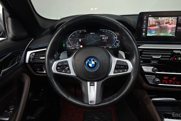 2022 BMW 5 серии с пробегом 76 062 км