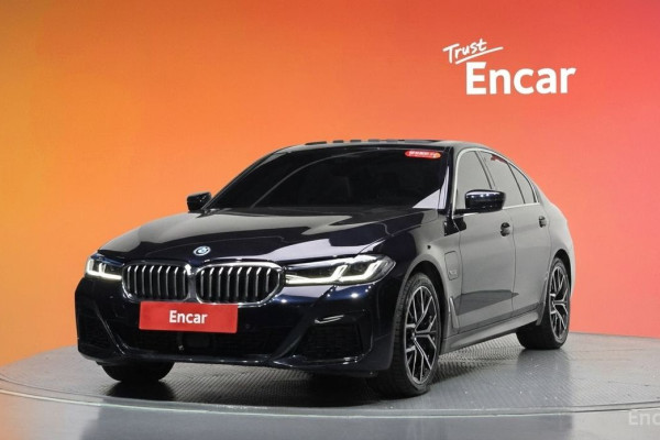 2022 BMW 5 серии с пробегом 41 072 км