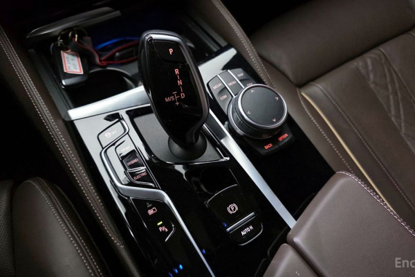 2022 BMW 5 серии с пробегом 124 898 км