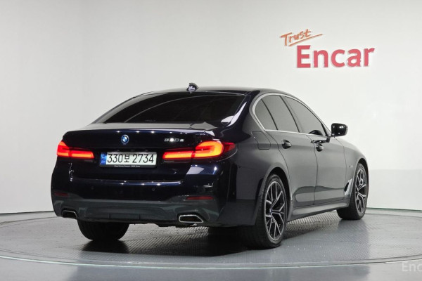 2022 BMW 5 серии с пробегом 41 072 км