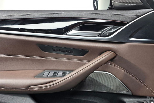 2022 BMW 5 серии с пробегом 76 062 км