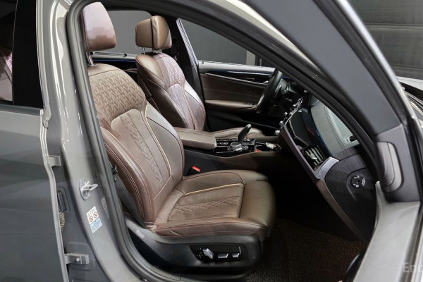 2022 BMW 5 серии с пробегом 124 898 км